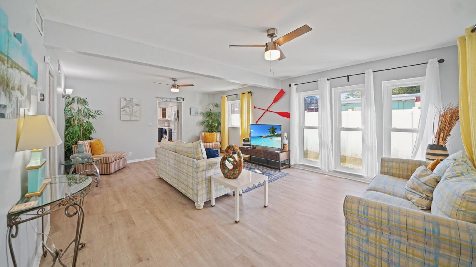 Jacksonville Beach Home - Walk To Beach, Bars & Restaurants - Pet Friendly מראה חיצוני תמונה